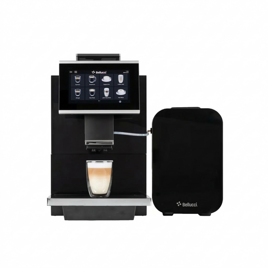 Machine Bellucci Bistro Pro préparant un latte – Bellucci Bistro Pro making a latte | Di Napoli Caffè